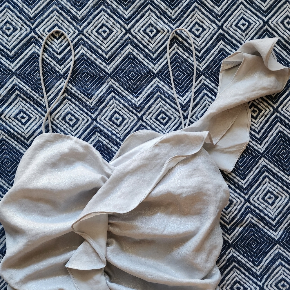 Scripted One-shoulder Sleeveless Ruffle Top - Picture 5 of 8